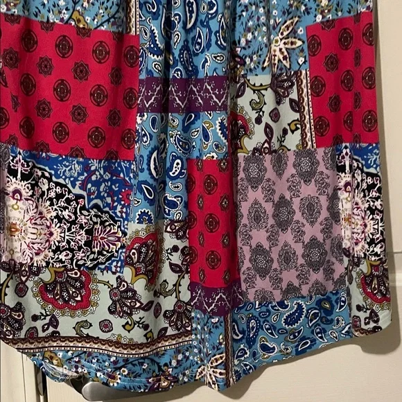 Patchwork Short Sleeve Top - Picture 3 of 5